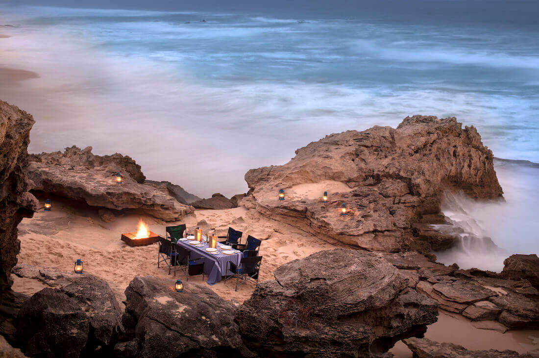 17Lekkerwater-Beach-Lodge-Dinner-on-the-beach