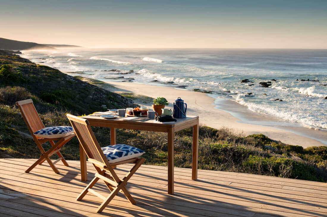 1Lekkerwater-Beach-Lodge-Breakfast-on-the-veranda1